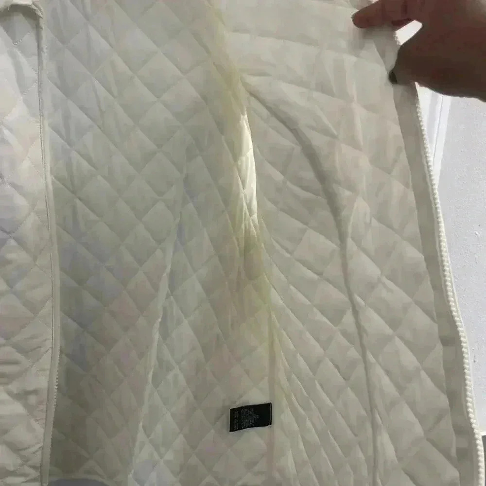 Ivory Faux Fur Vest (Detachable Fur Collar) - Picture 5 of 9